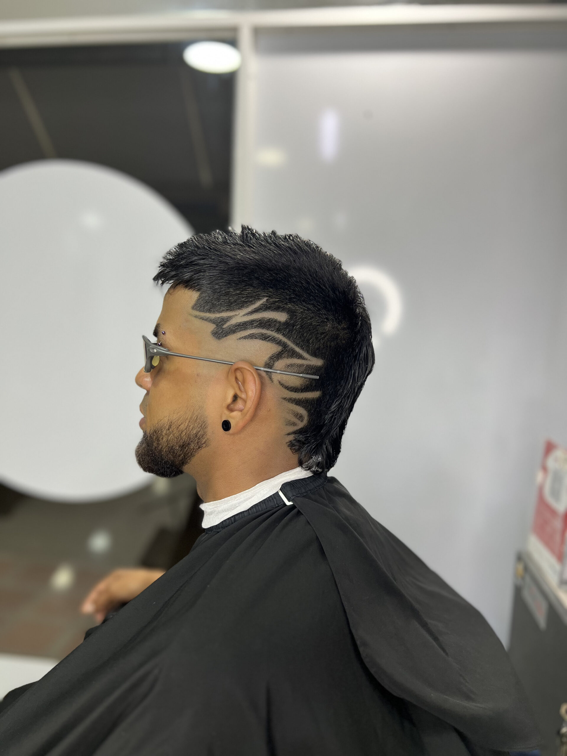 Servicio de barbería en Rey Barber